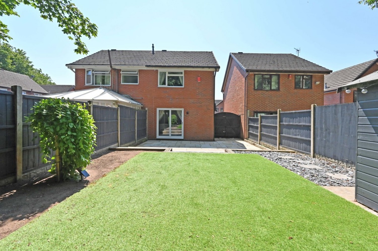 2 bedroom House for Sale Lauren Close, Fenton, Stoke-on-Trent