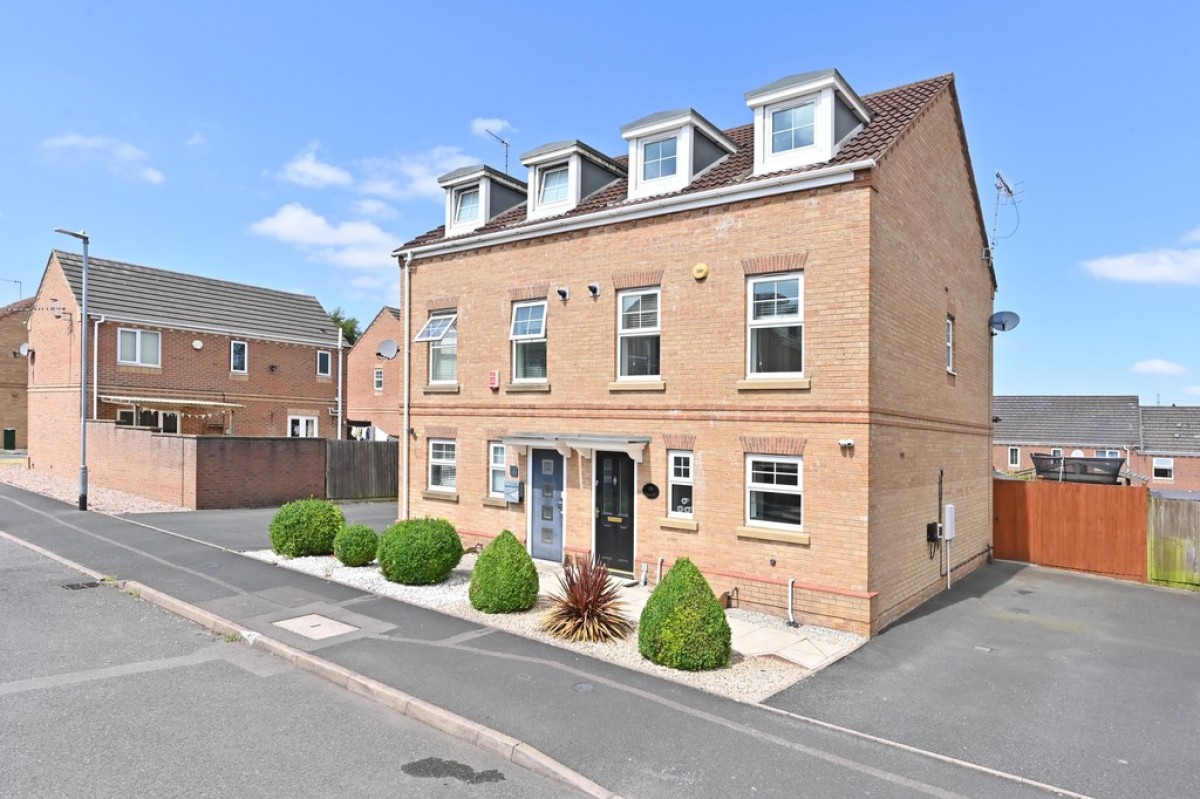 Cricklewood Drive, Tunstall, Stoke-on-Trent