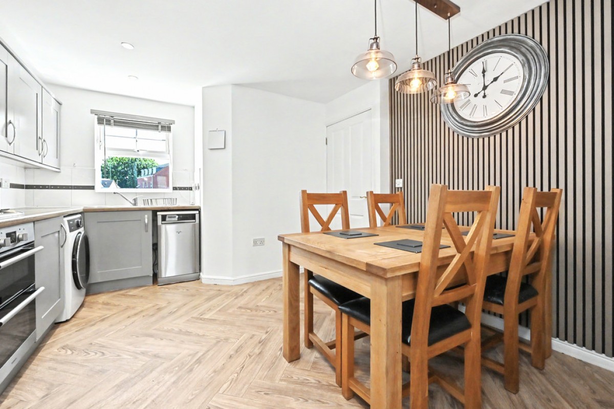 Cricklewood Drive, Tunstall, Stoke-on-Trent