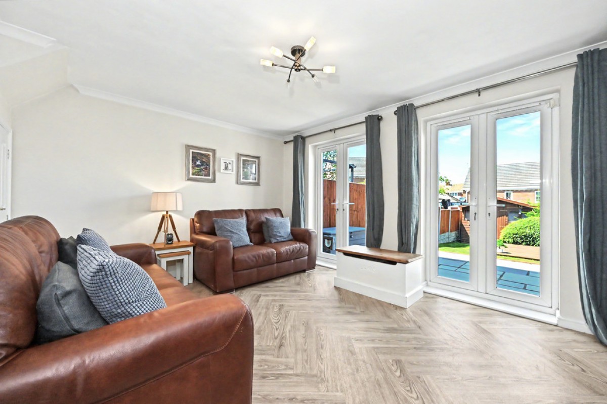 Cricklewood Drive, Tunstall, Stoke-on-Trent