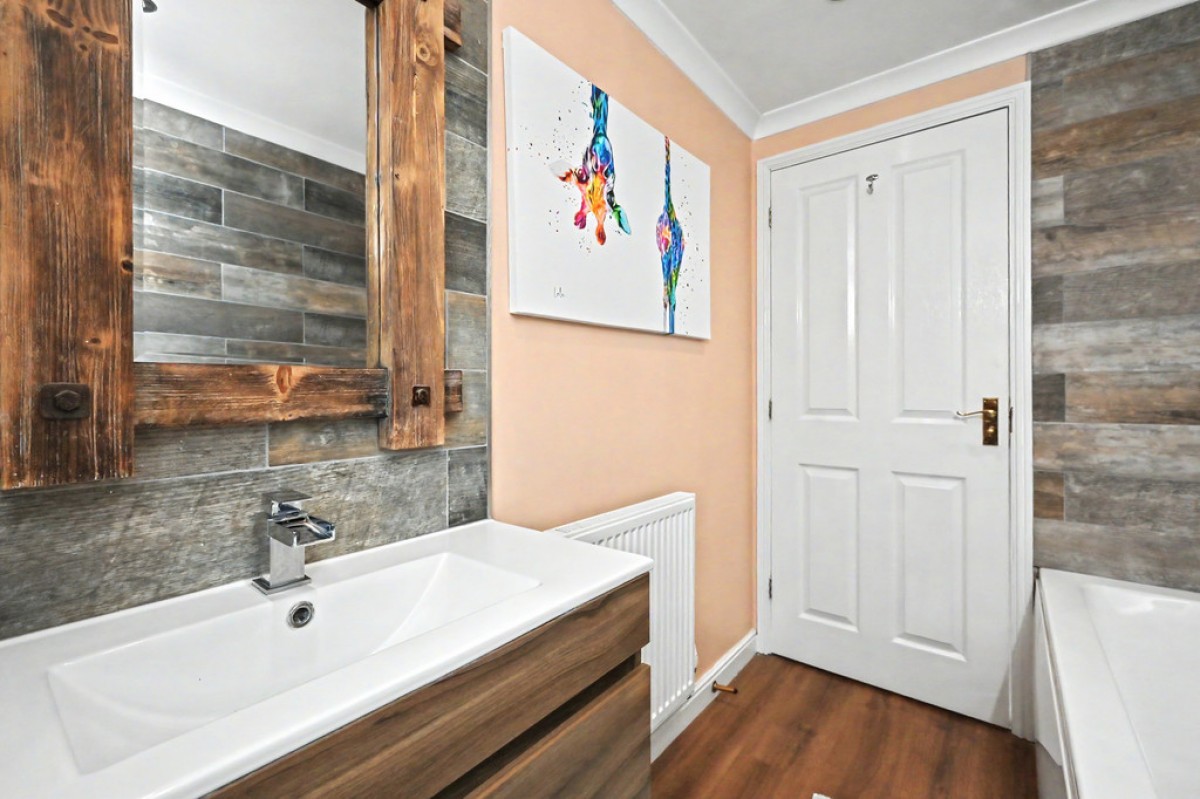 Cricklewood Drive, Tunstall, Stoke-on-Trent