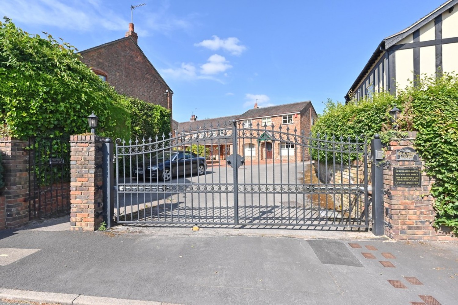 3 bedroom House for Sale 3 Beaumont Court, The Bridle Path, Newcastle