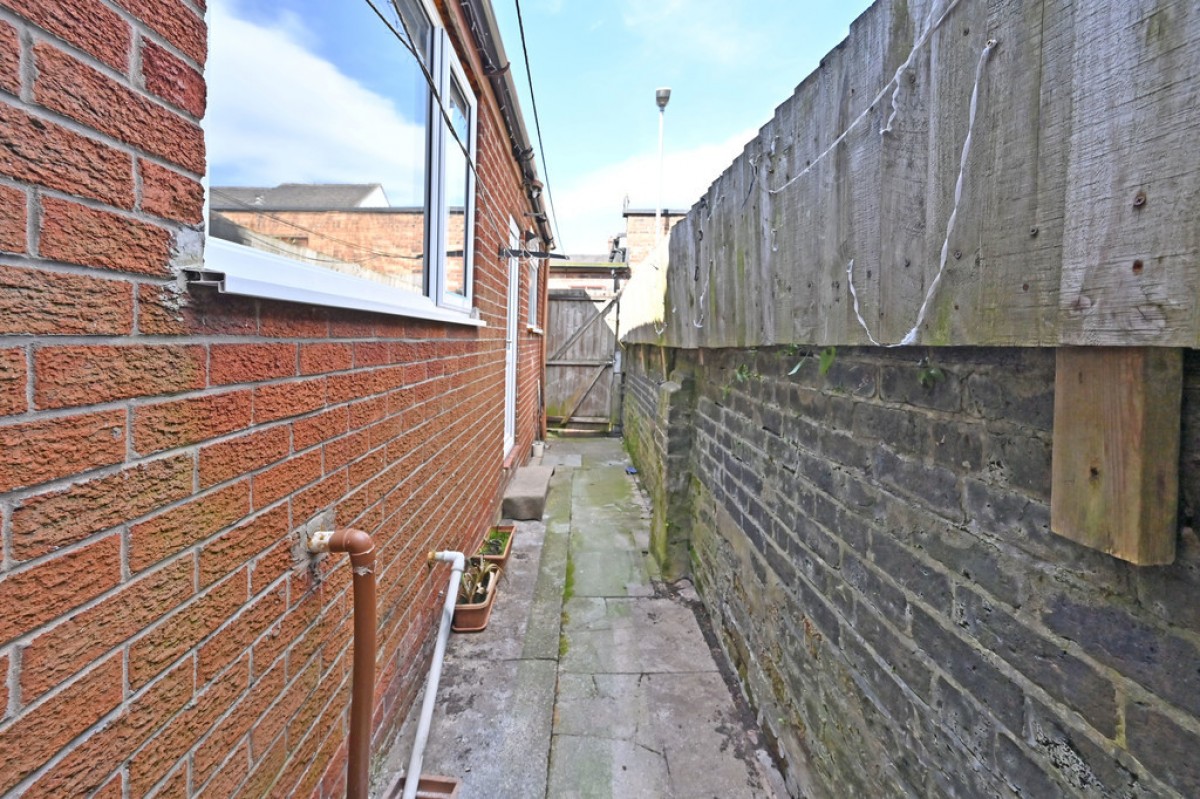 Bond Street, Tunstall