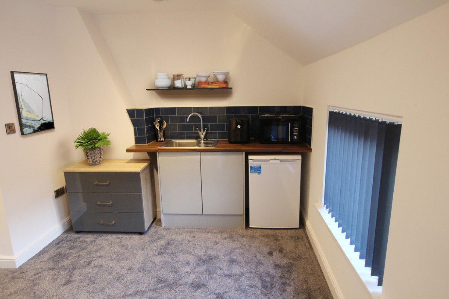 1 bedroom House of Multiple Occupation for Letting Commercial Road, Grantham