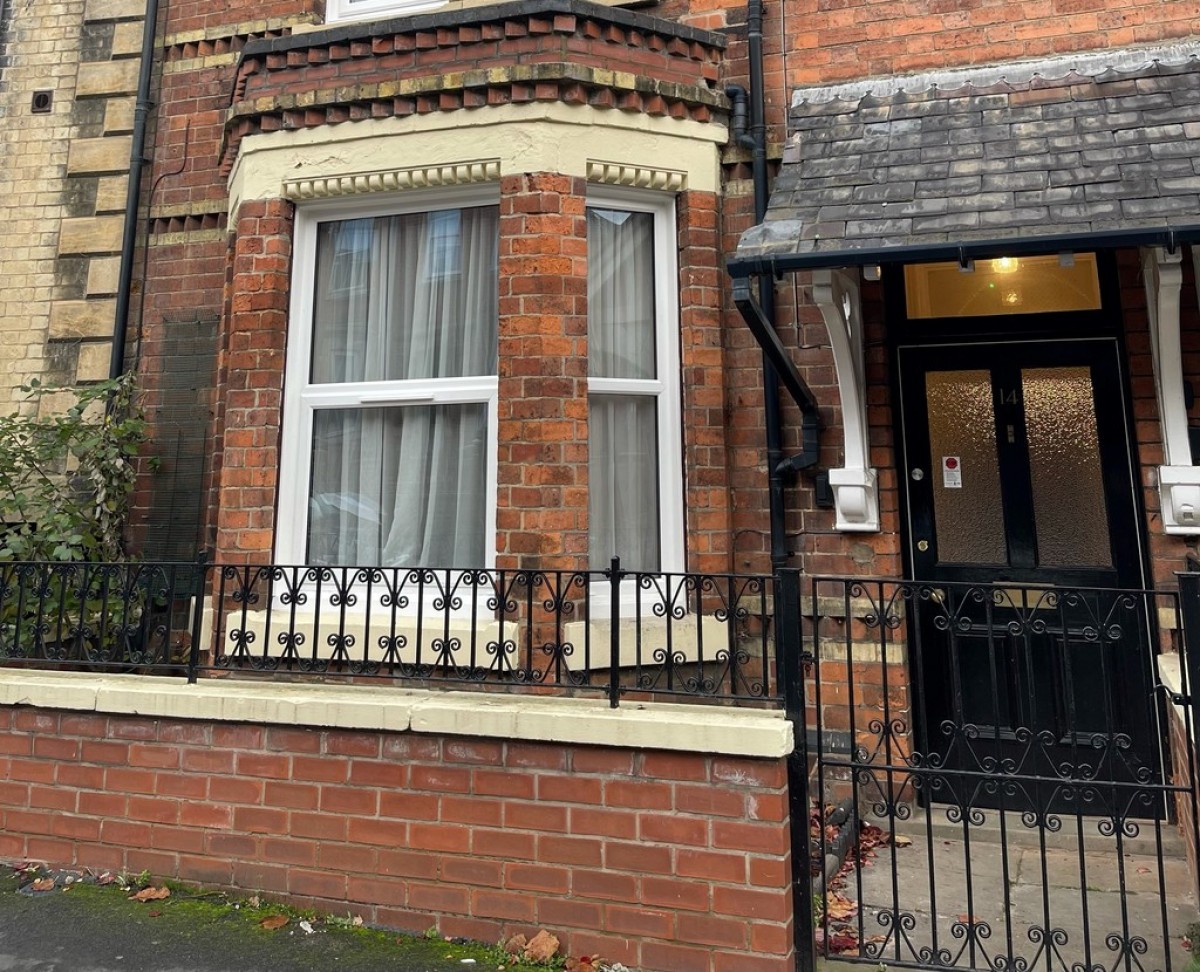 Avenue Road , Grantham