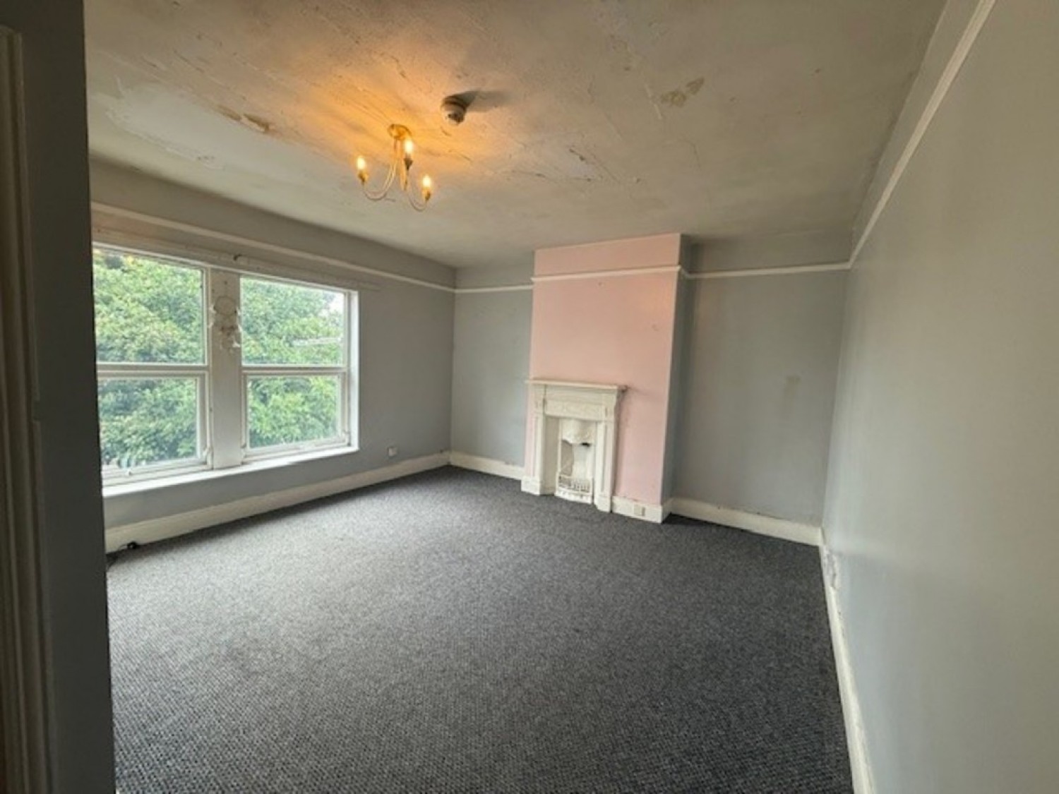 Harlaxton Road House Share