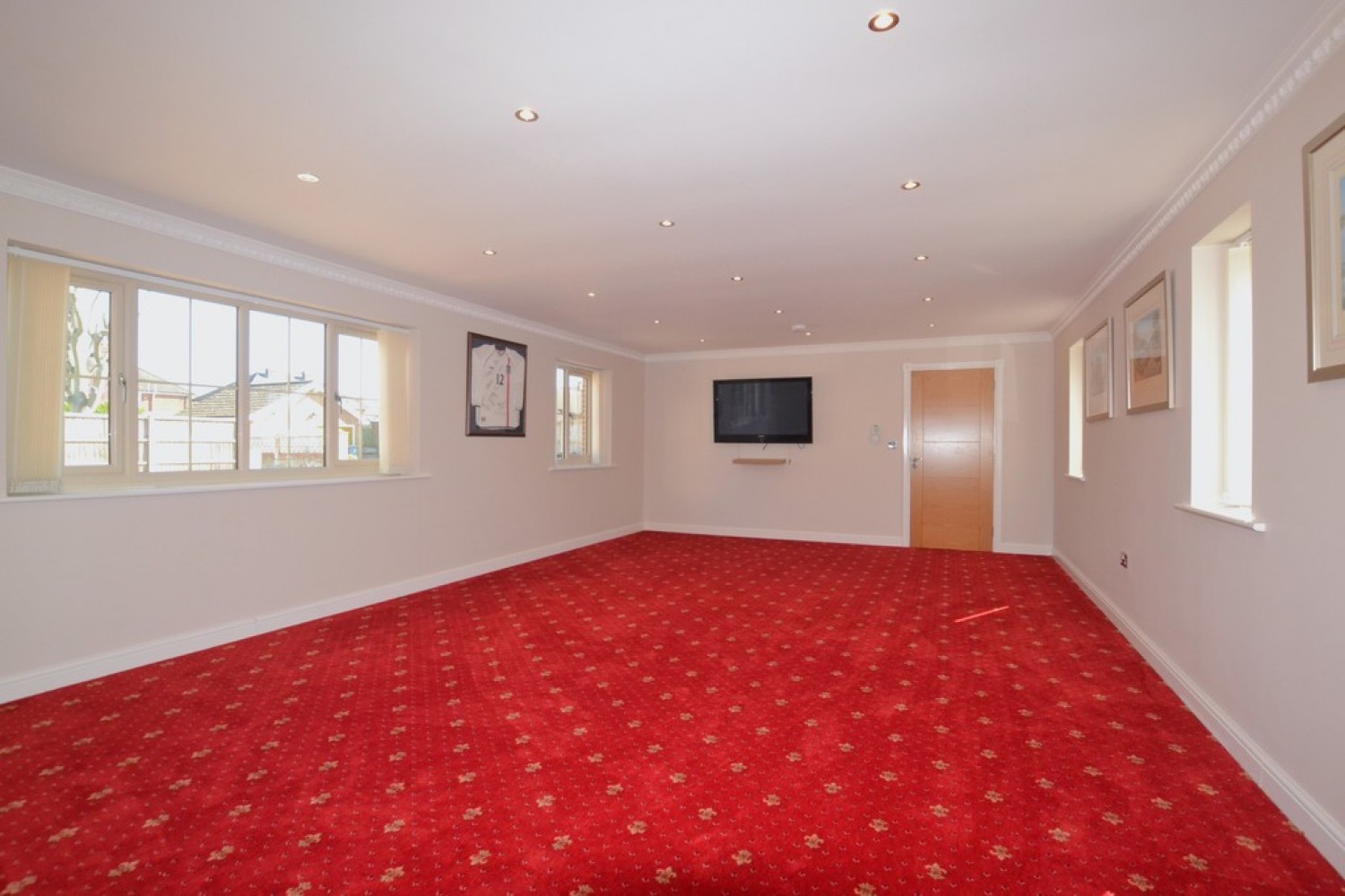 Aviary Close, Grantham