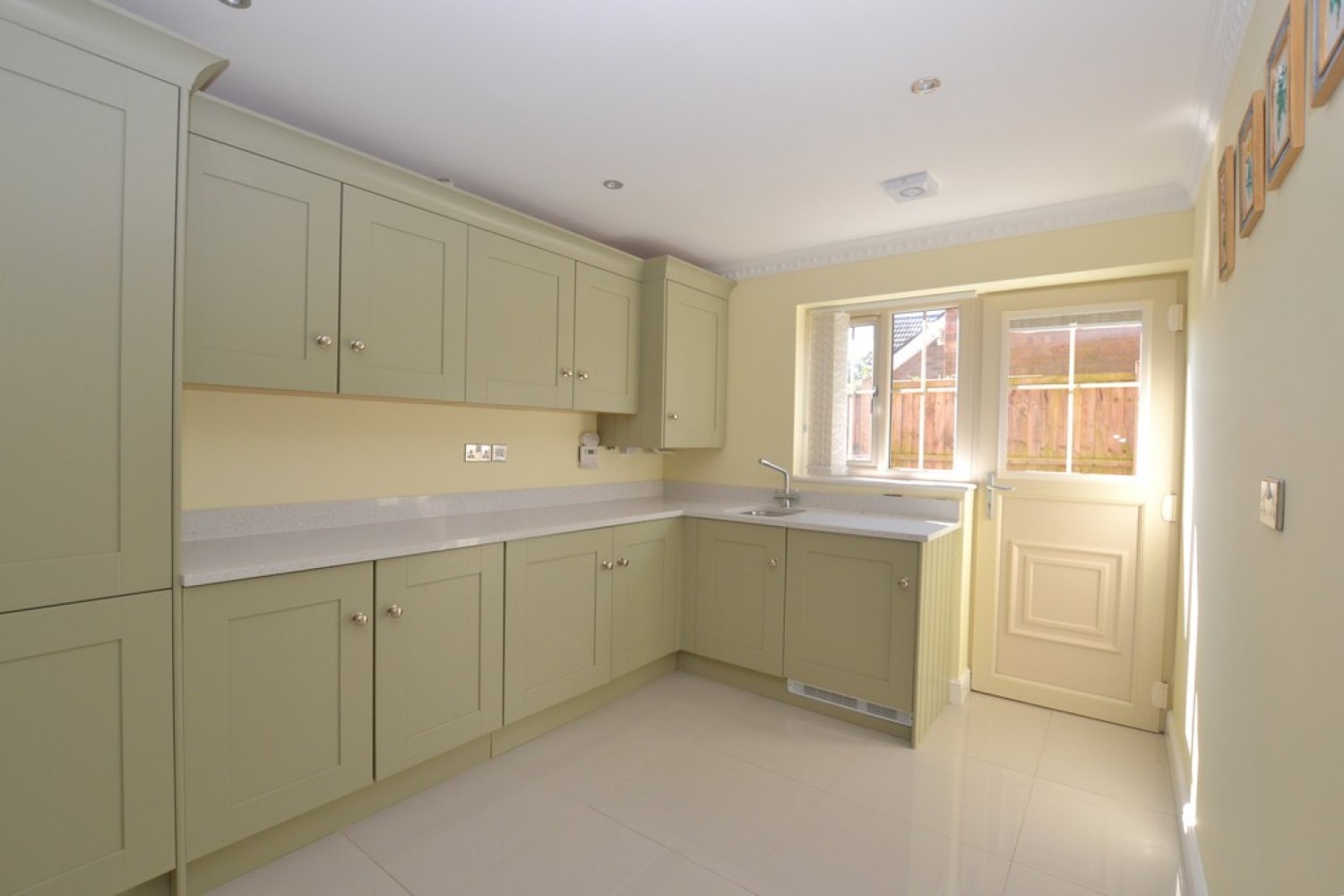 Aviary Close, Grantham