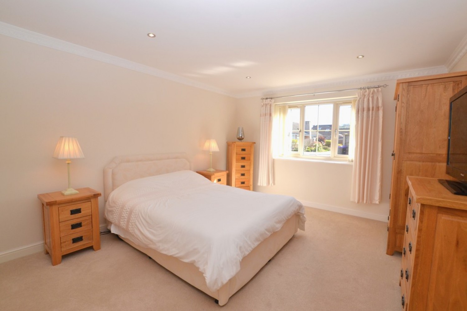 Aviary Close, Grantham