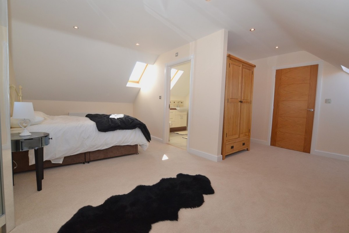 Aviary Close, Grantham