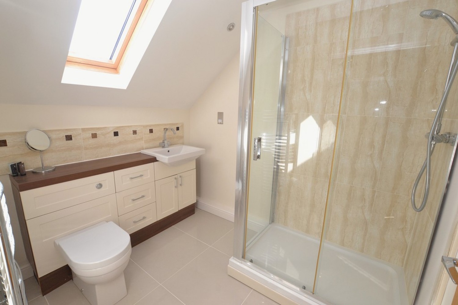 Aviary Close, Grantham