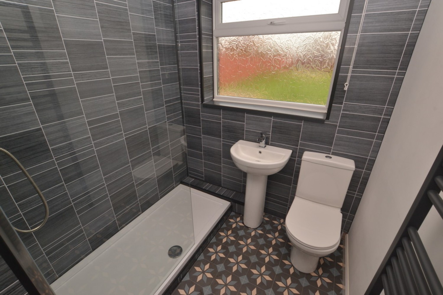 2 bedroom Bungalow for Sale Leicester Grove, Grantham