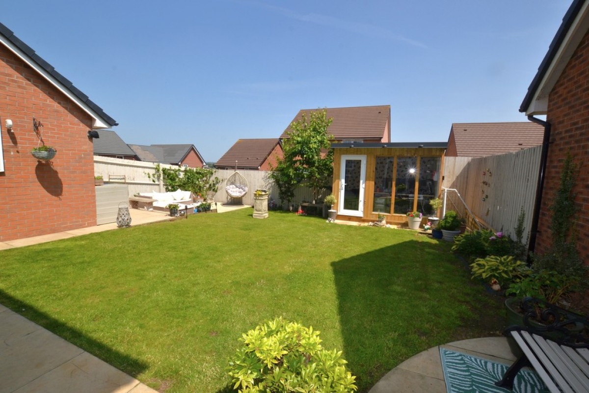 Pembroke Avenue, Grantham