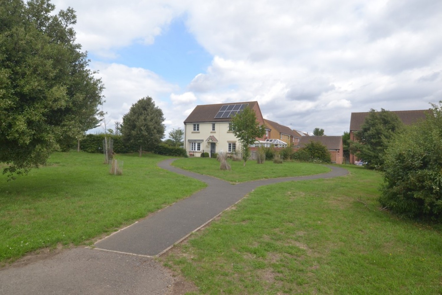 College Road, Cranwell Village
