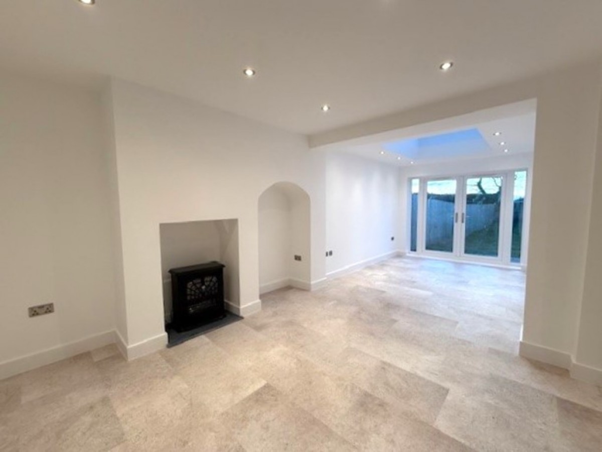 Low Road, Barrowby, Grantham