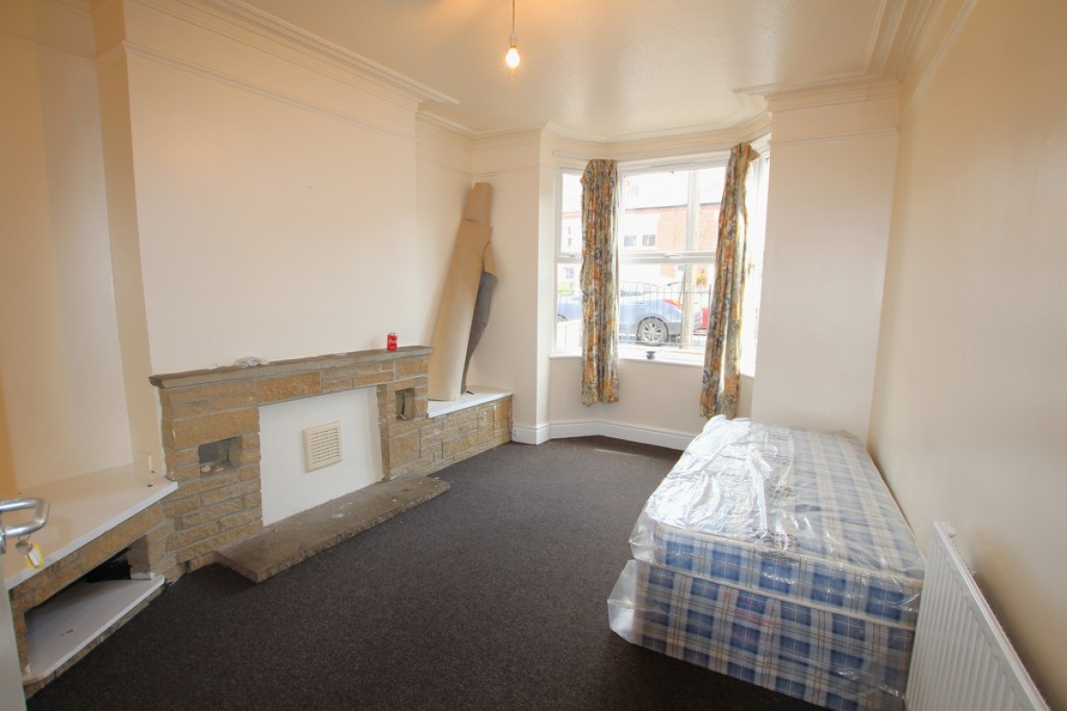 Harlaxton Road, Grantham