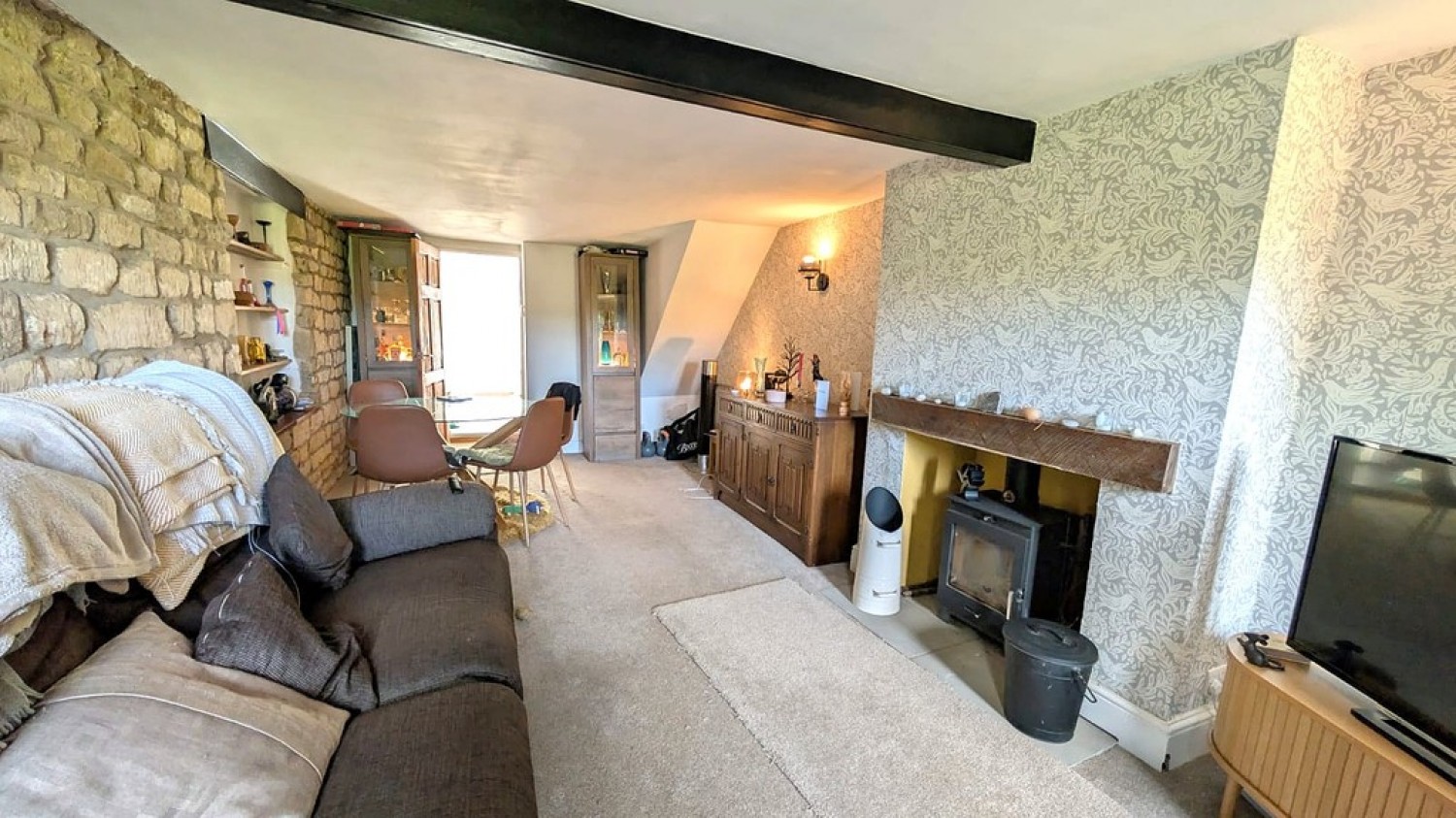 2 bedroom House for Sale The Row, Main Street