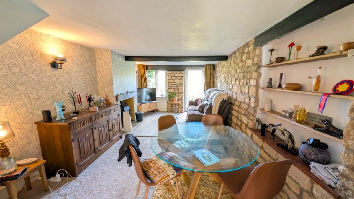 The Row, Main Street