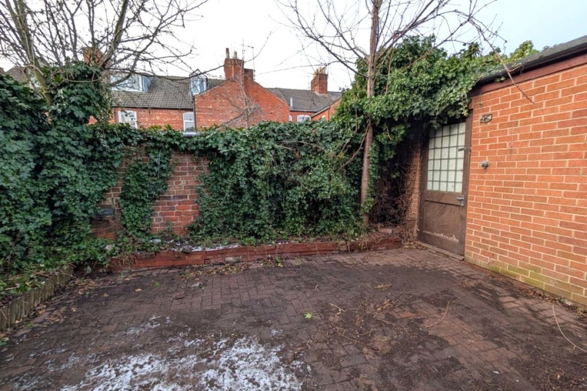 Harlaxton Road, Grantham