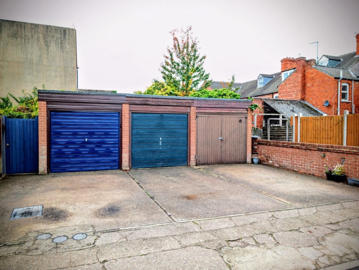 Harlaxton Road, Grantham