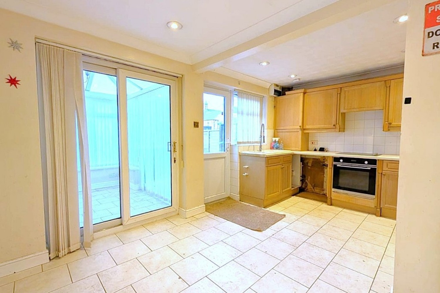 3 bedroom House in Harlaxton Road, Grantham