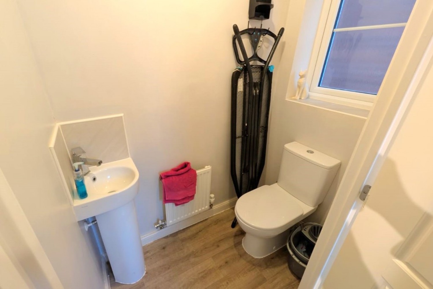 3 bedroom House for Sale Helmsley Road, Grantham