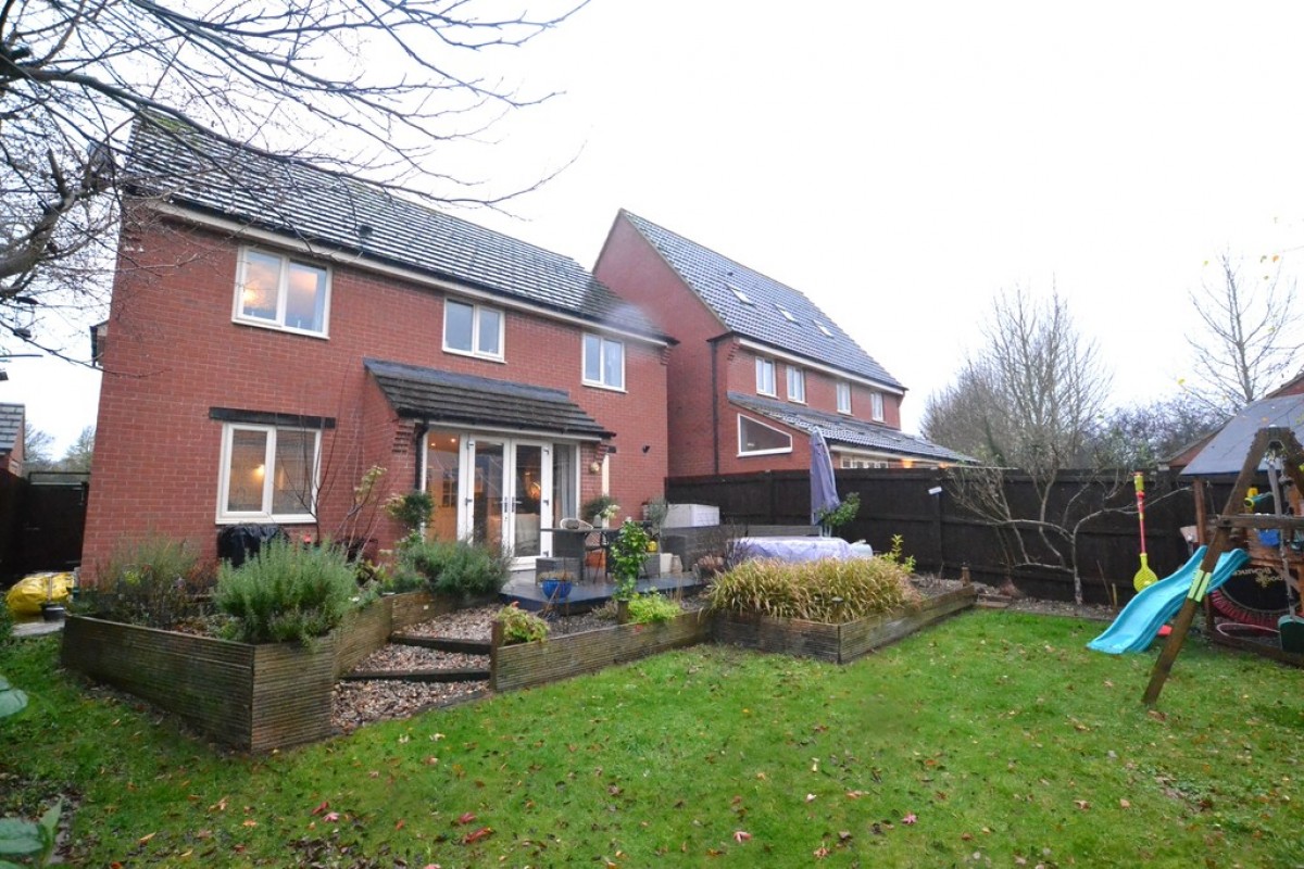 Faraday Walk, Colsterworth