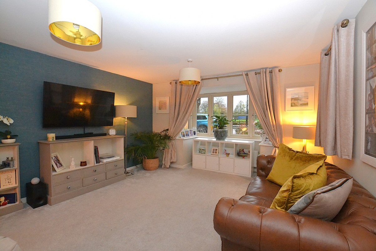 Faraday Walk, Colsterworth