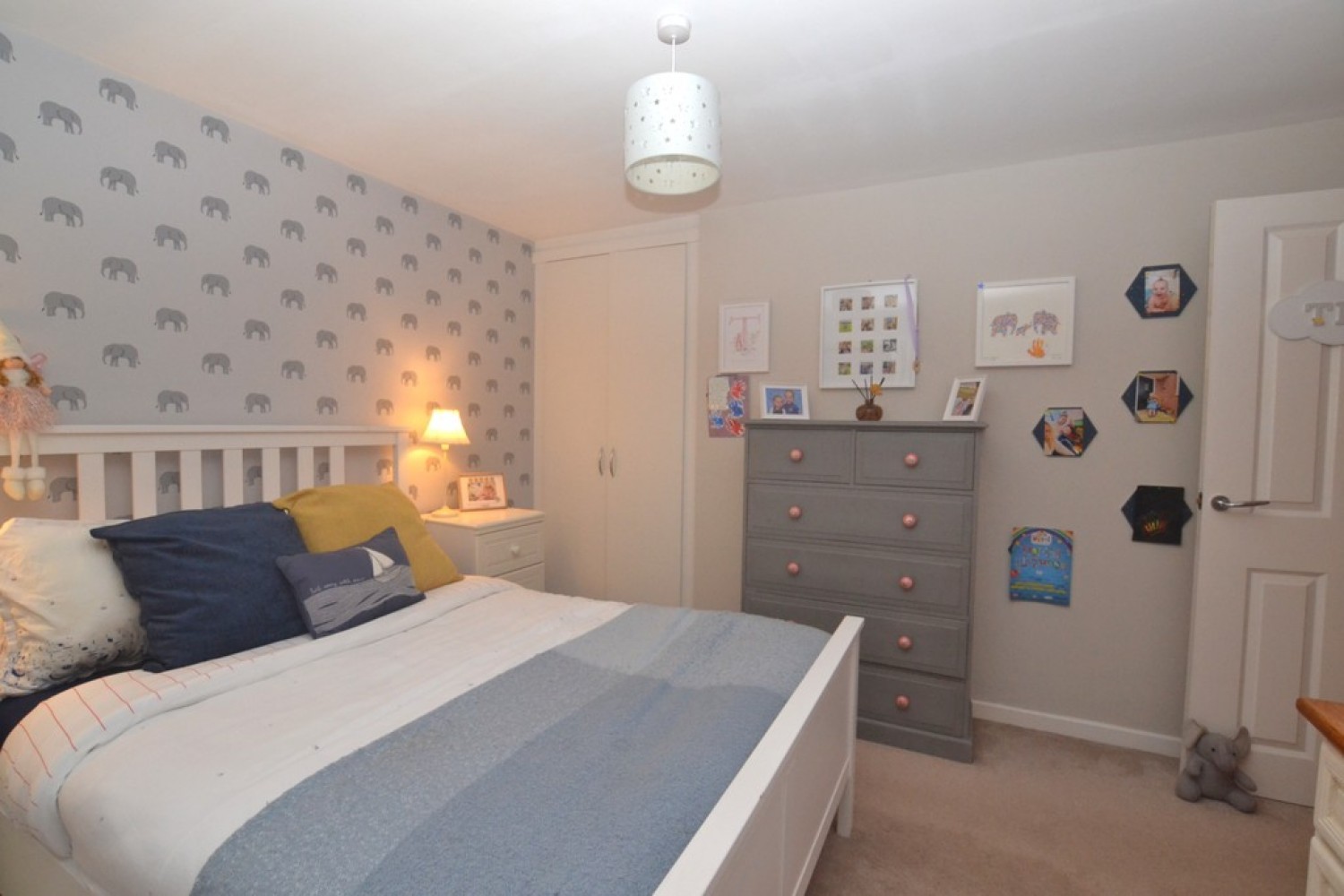 Faraday Walk, Colsterworth