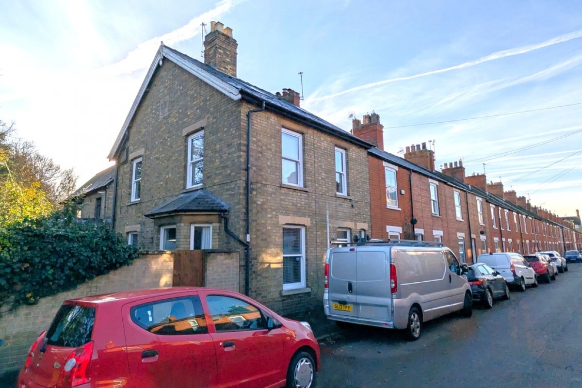 Grantham, Lincolnshire, NG31 8BT