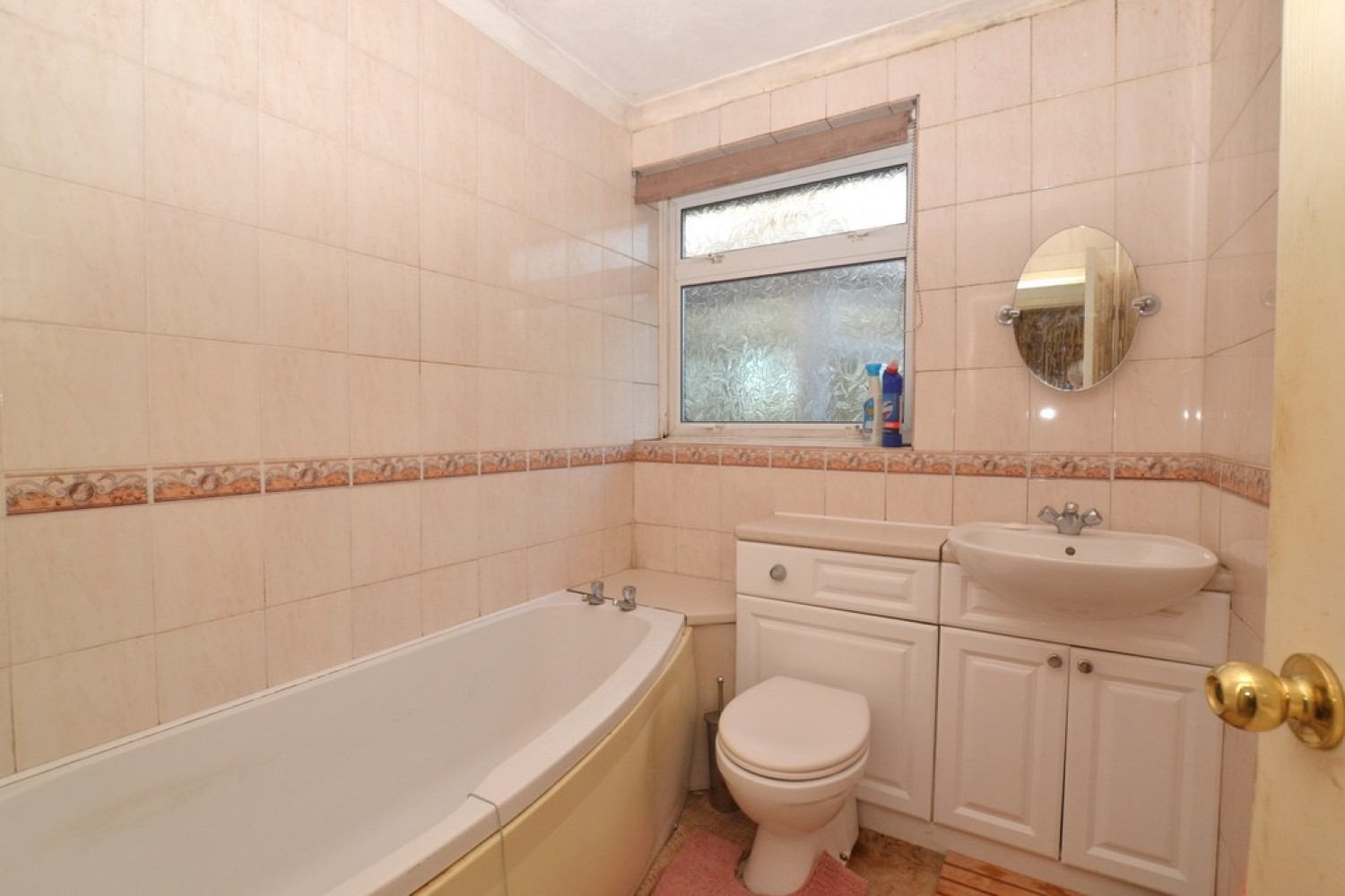 3 bedroom Bungalow in Pasture Close, Grantham, Lincolnshire