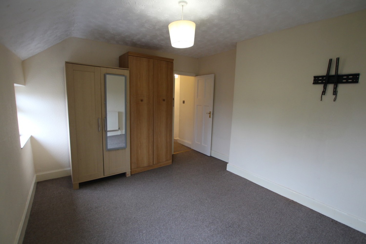 2 bedroom House for Sale Cowes Road, Grantham, Lincolnshire