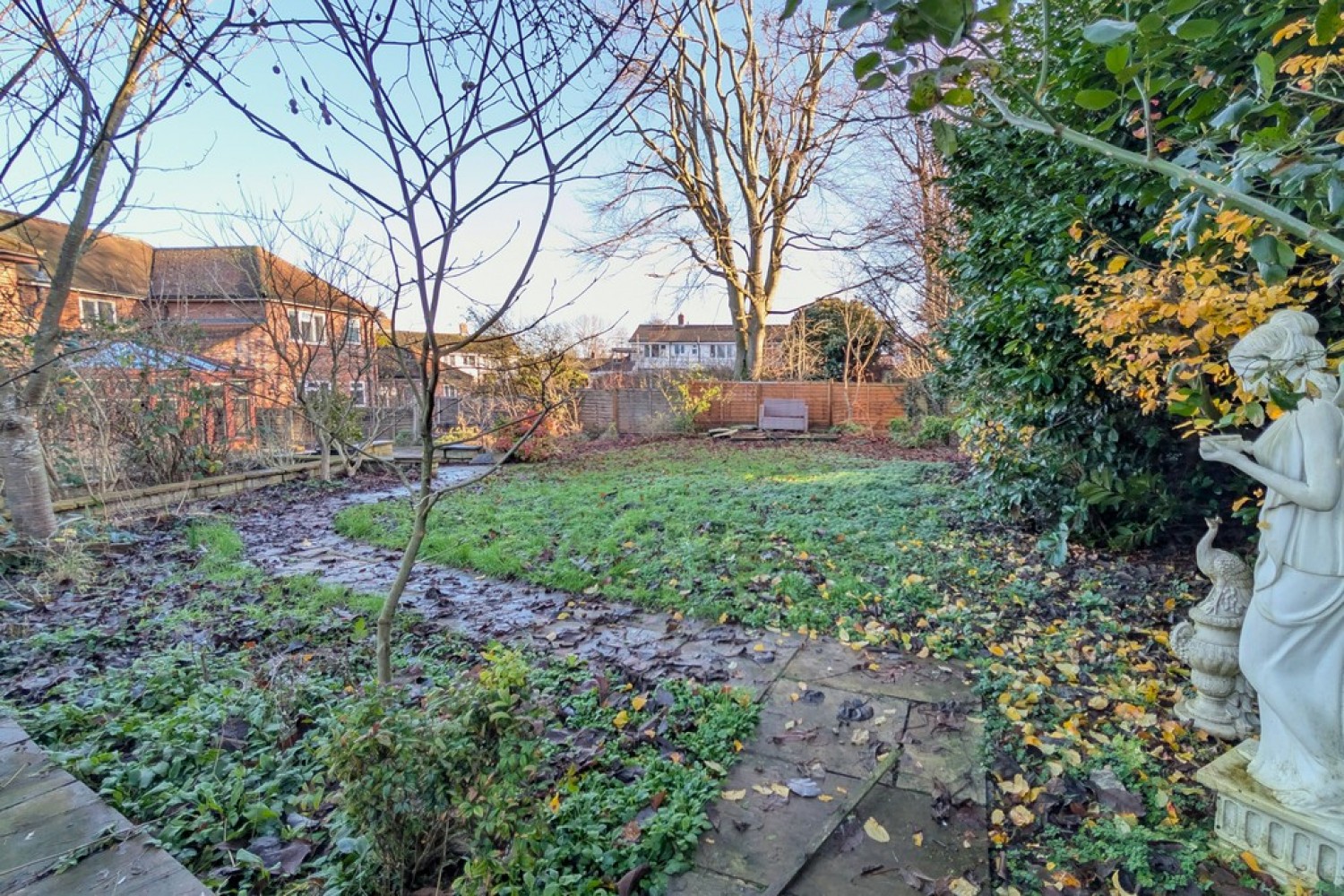 4 bedroom House in Denton Close, Grantham, Lincolnshire