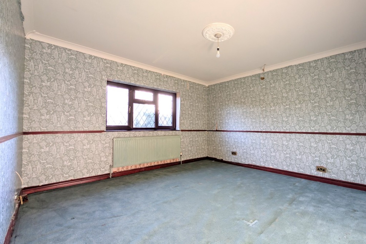 4 bedroom House in Denton Close, Grantham, Lincolnshire