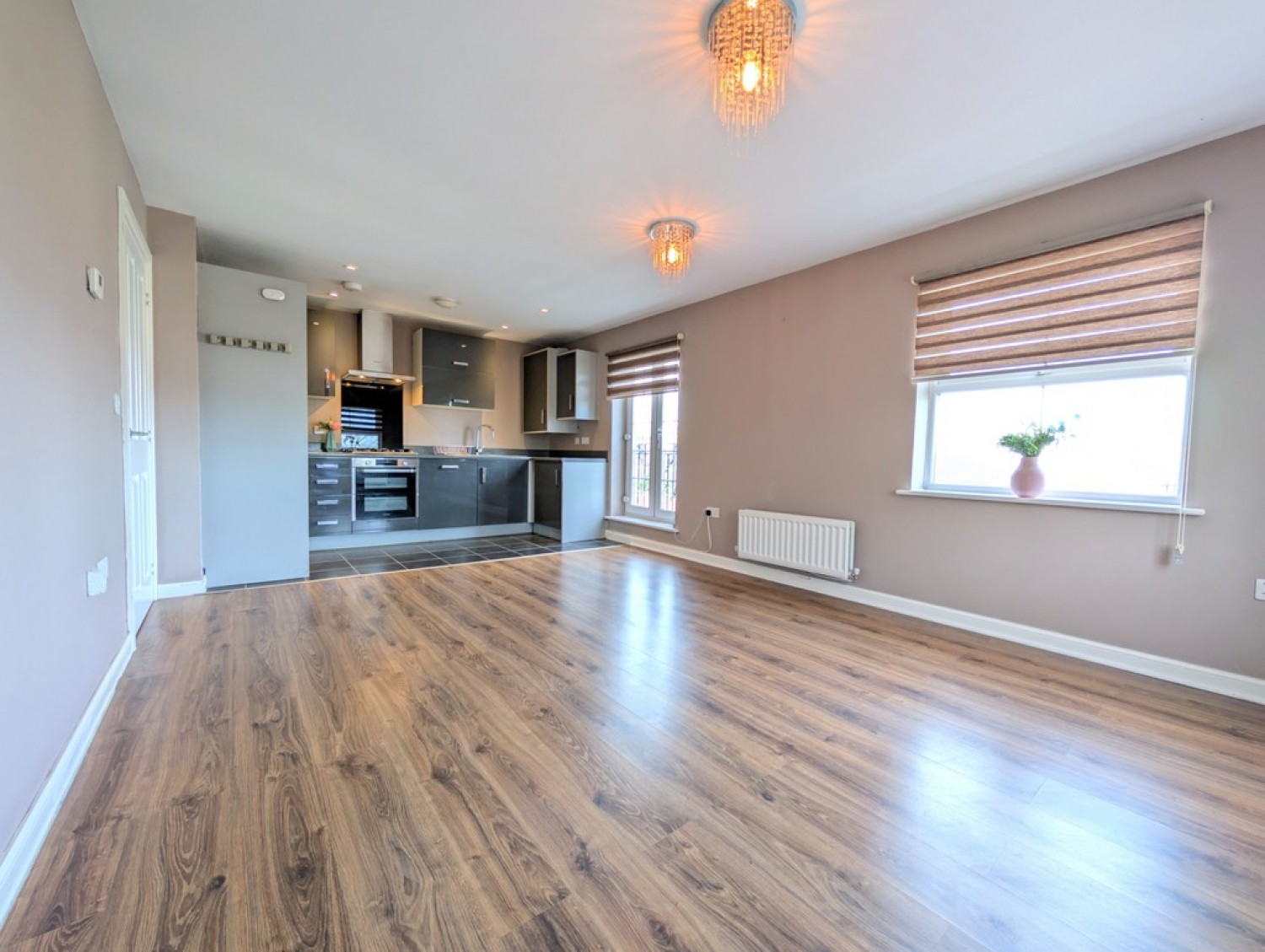 2 bedroom Flat for Sale Porter Square, Grantham
