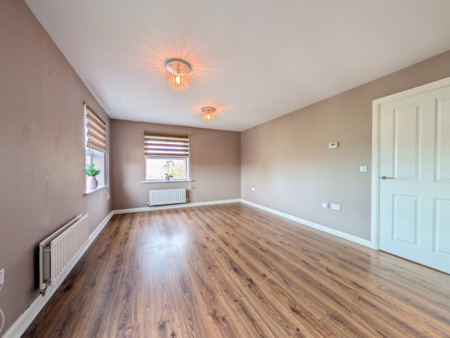 2 bedroom Flat for Sale Porter Square, Grantham