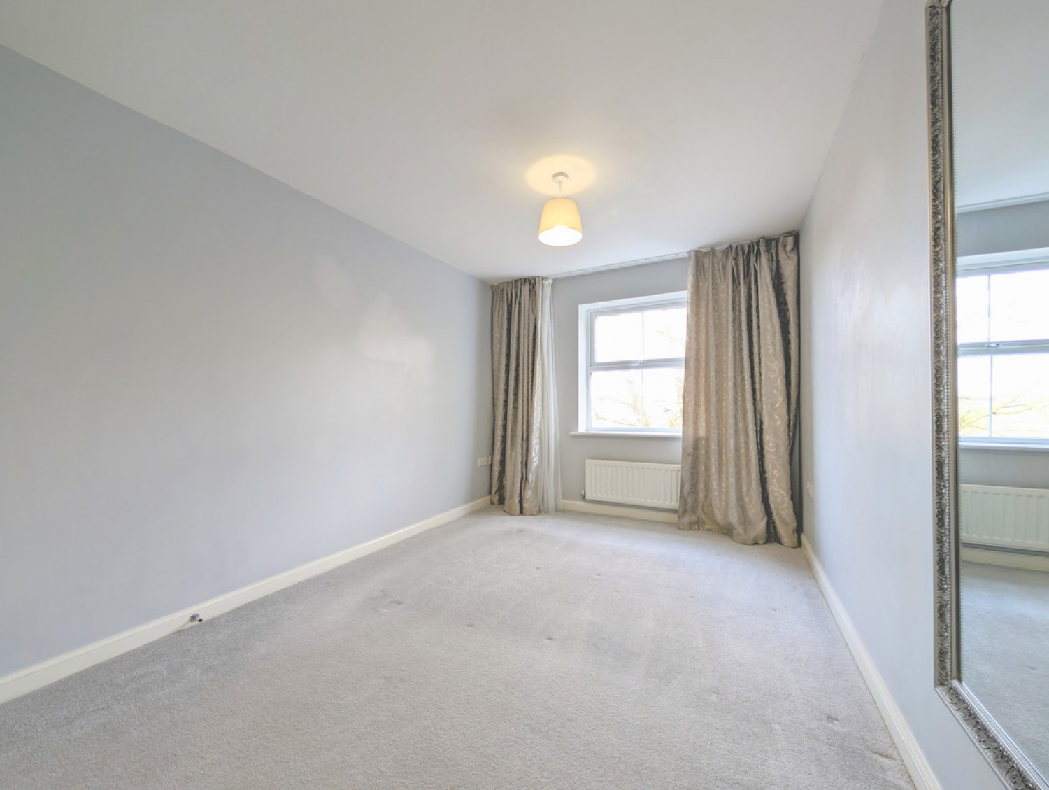 2 bedroom Flat for Sale Porter Square, Grantham