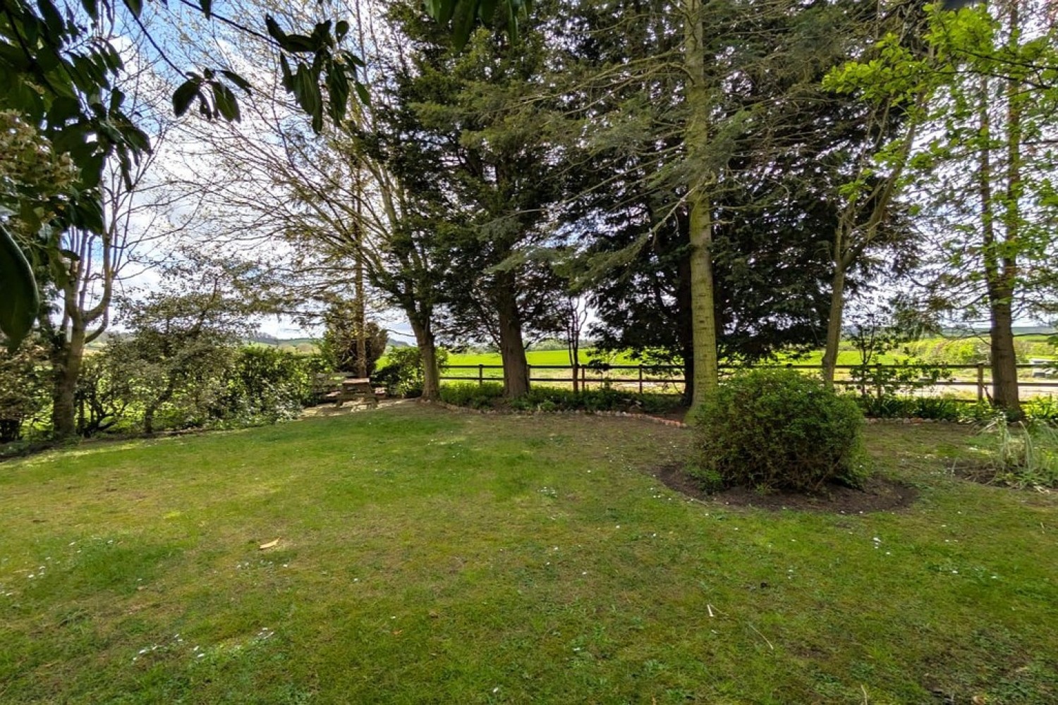 2 bedroom House for Sale Casthorpe, Grantham, Lincolnshire