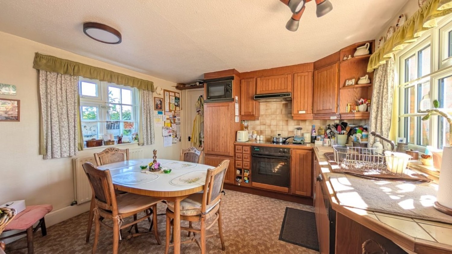 2 bedroom House for Sale Casthorpe, Grantham, Lincolnshire