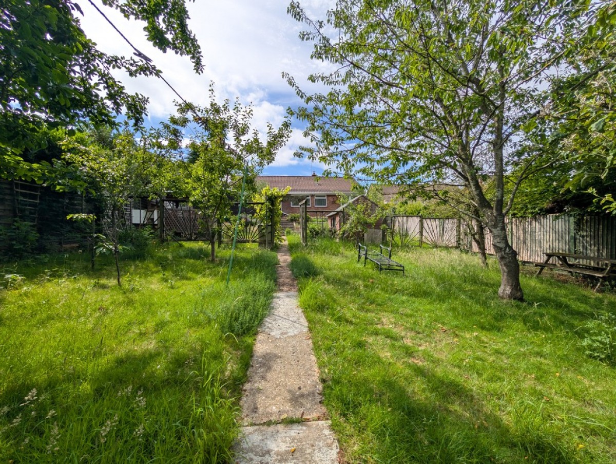 Pasture Close, Grantham, Lincolnshire