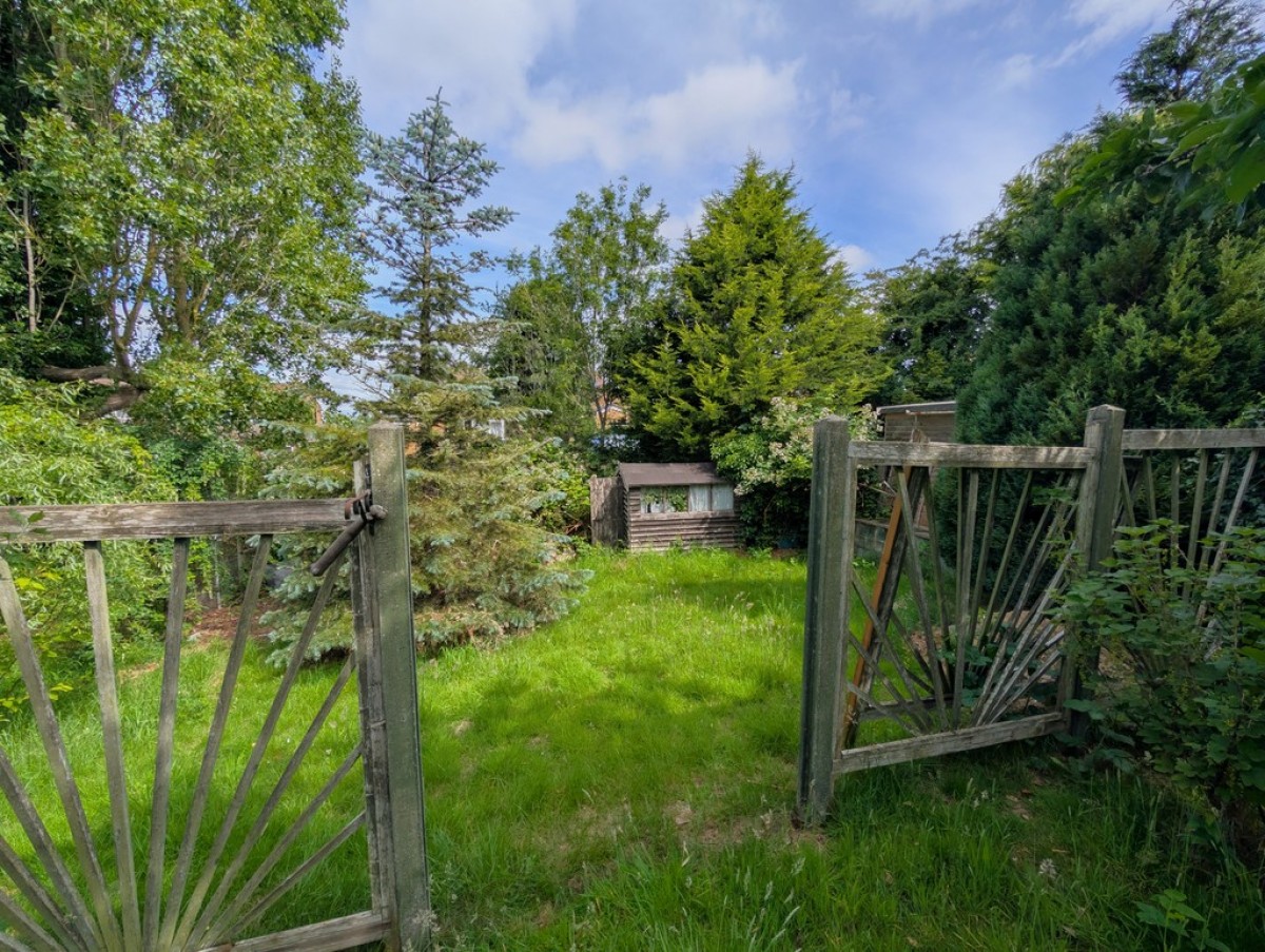 Pasture Close, Grantham, Lincolnshire