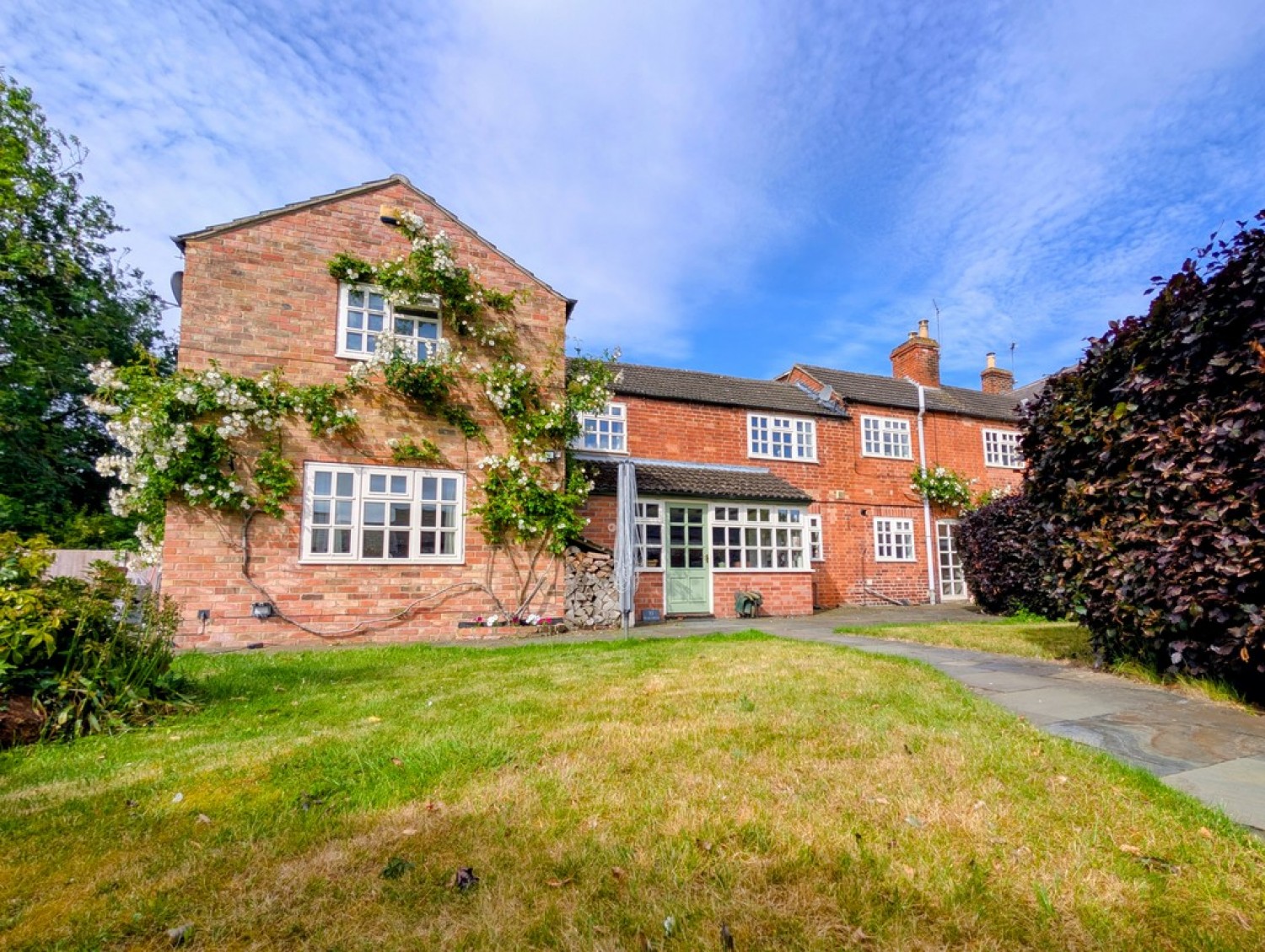 4 bedroom House for Sale West End, Long Clawson, Melton Mowbray