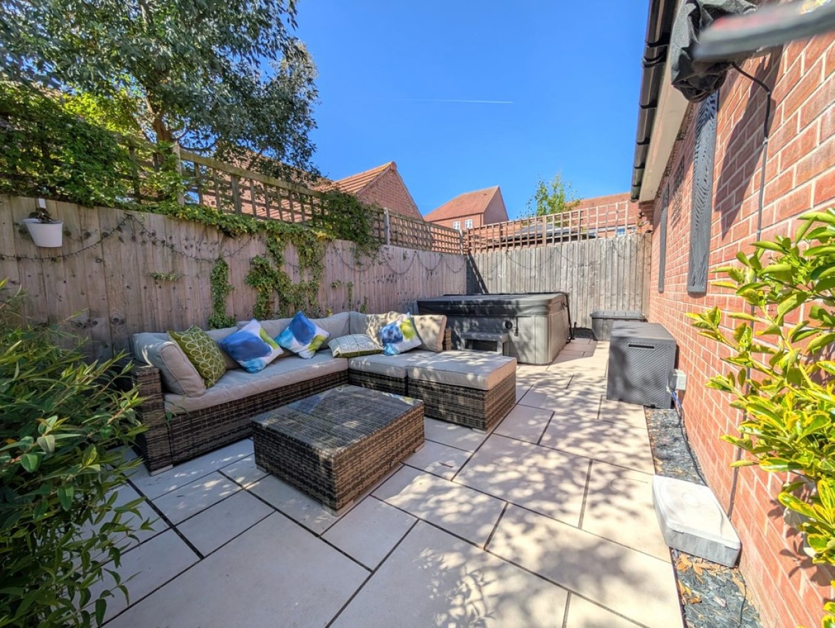 Caldicot Gardens , Grantham