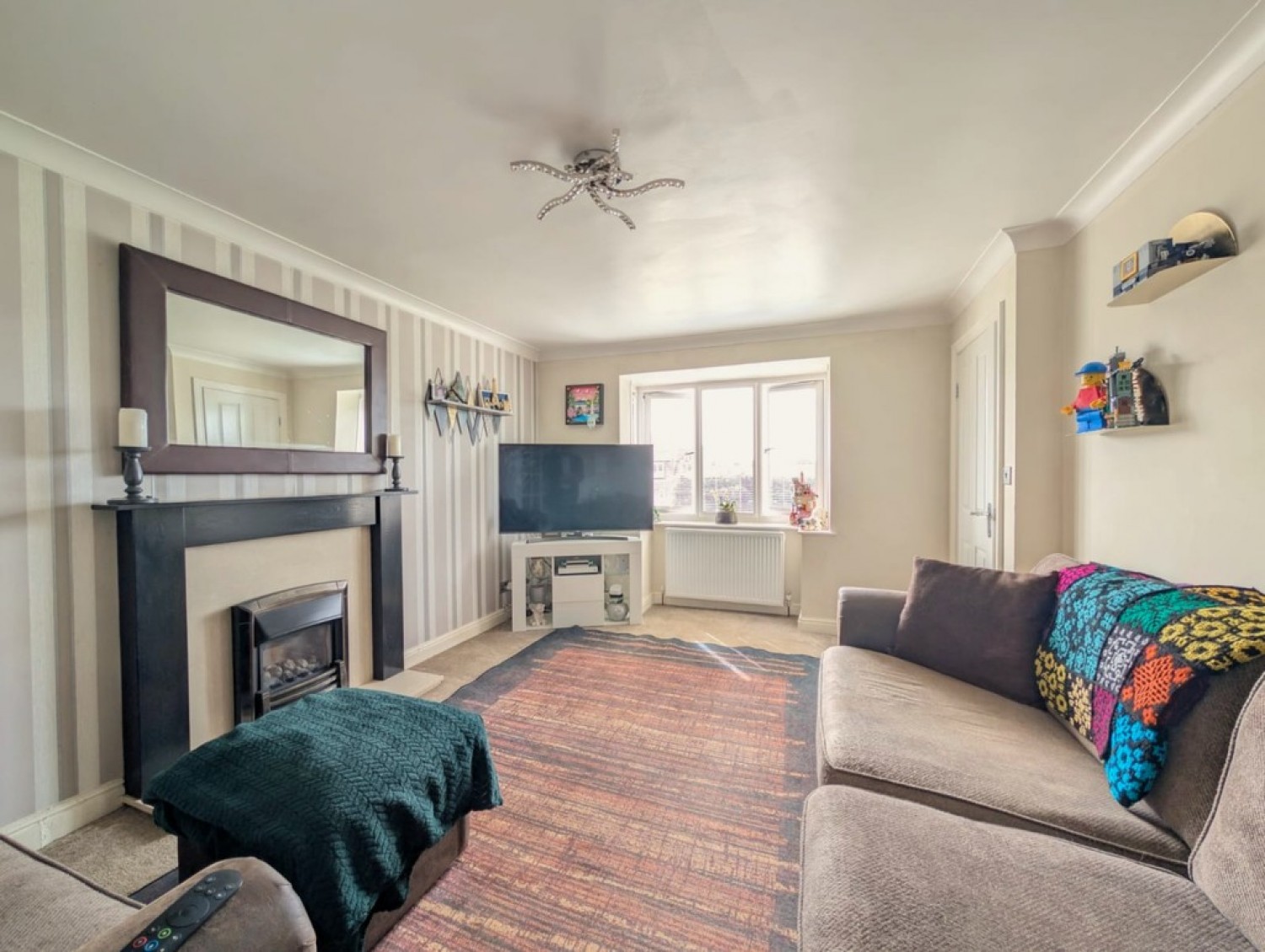 4 bedroom House for Sale Worcester Road, Grantham