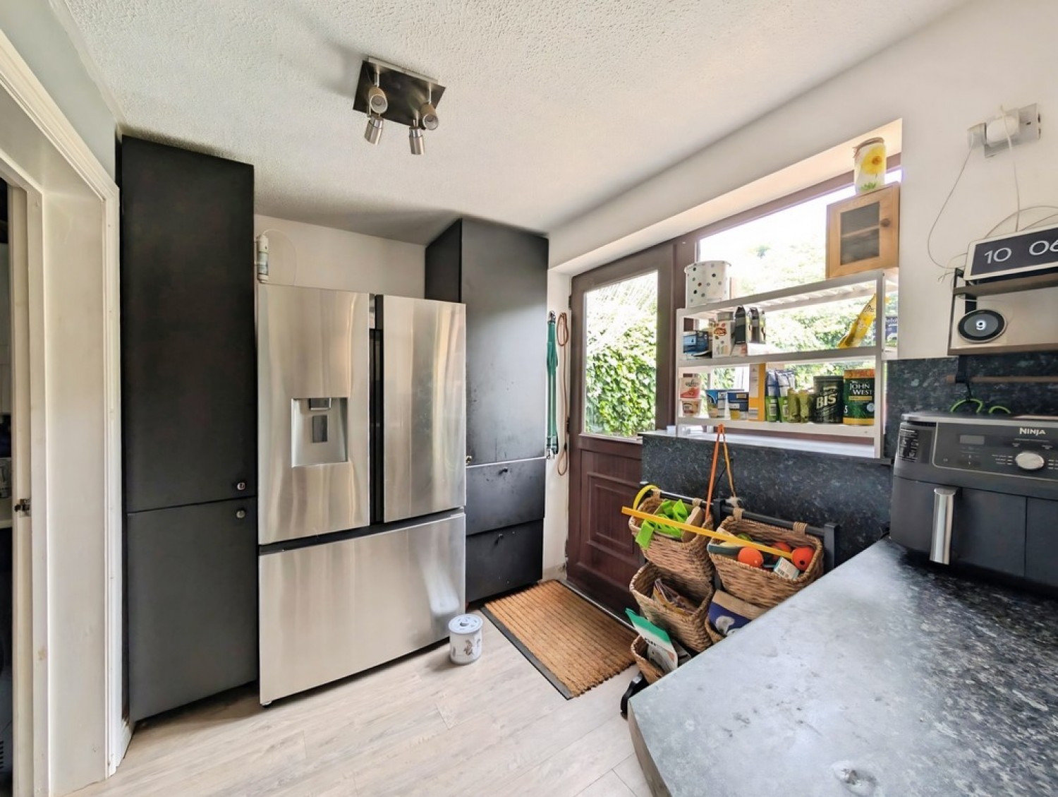 4 bedroom House for Sale Worcester Road, Grantham
