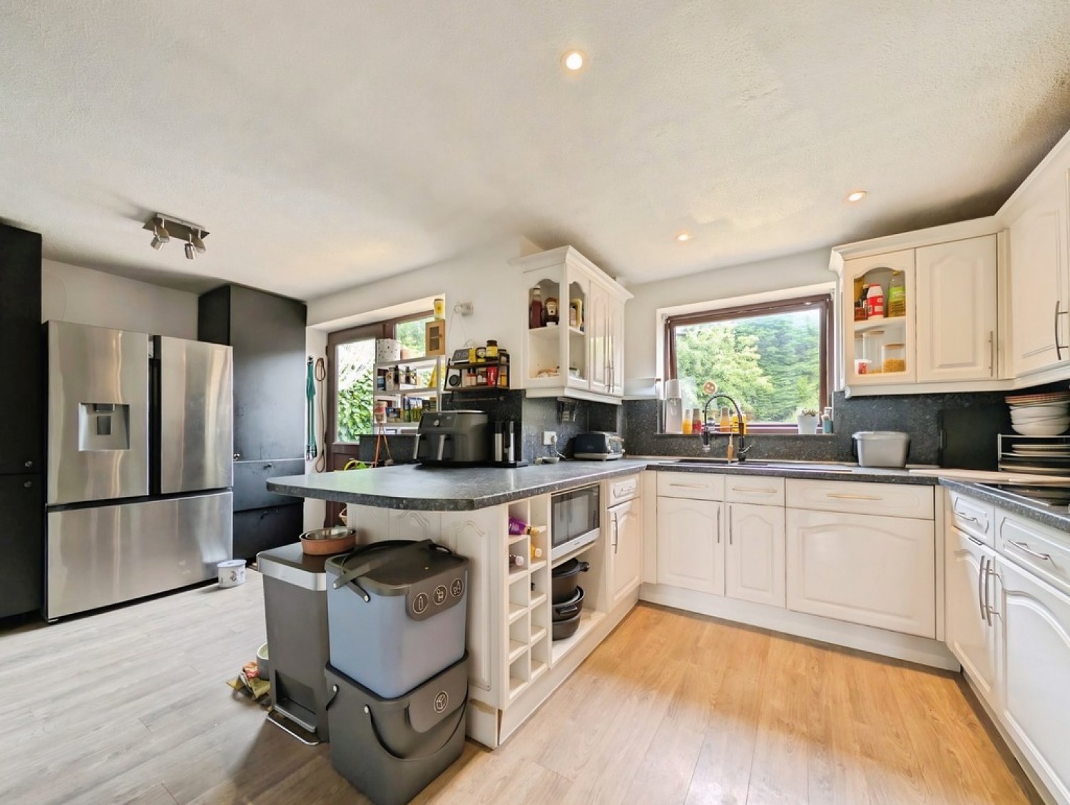 4 bedroom House for Sale Worcester Road, Grantham