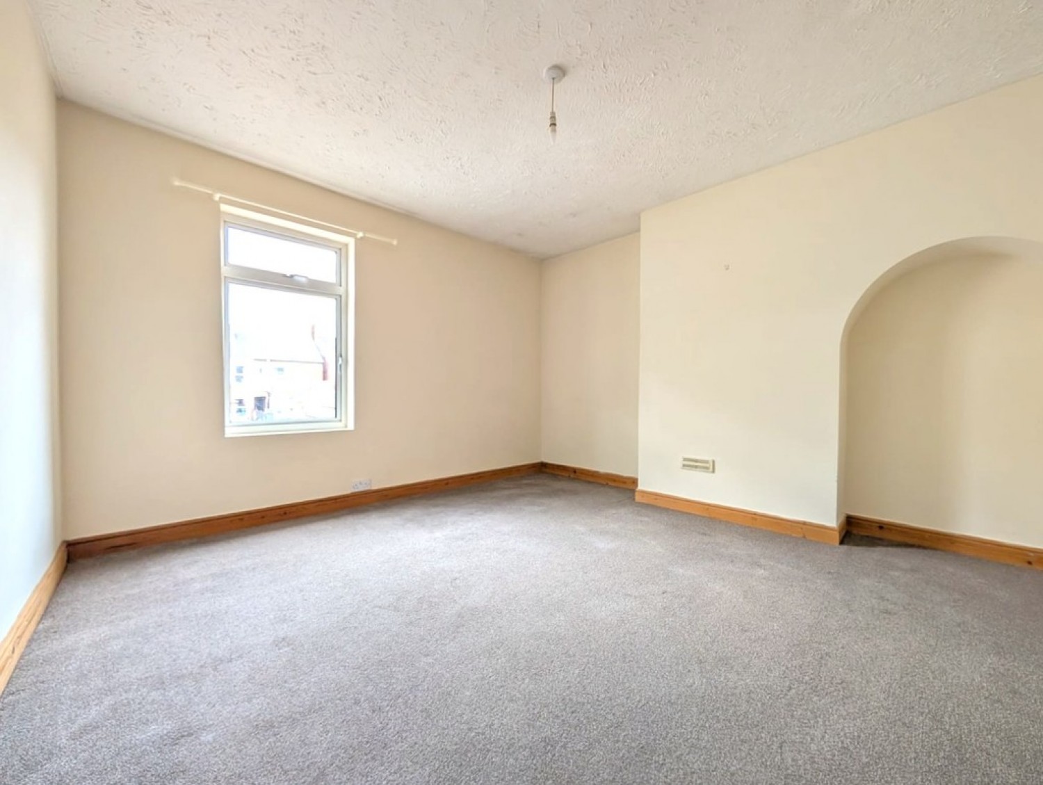 3 bedroom House for Sale Houghton Road, Grantham, Lincolnshire