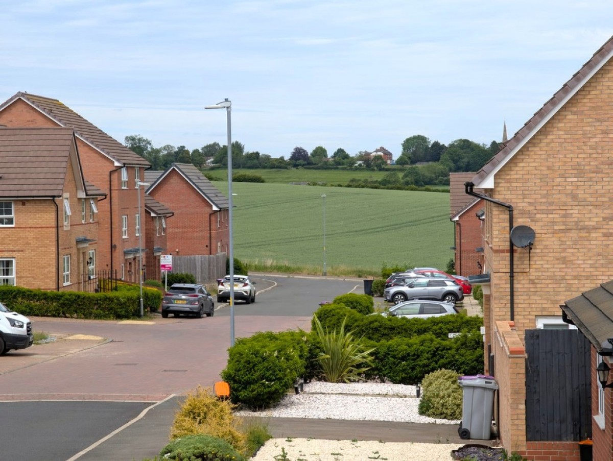 Totnes Place, Grantham