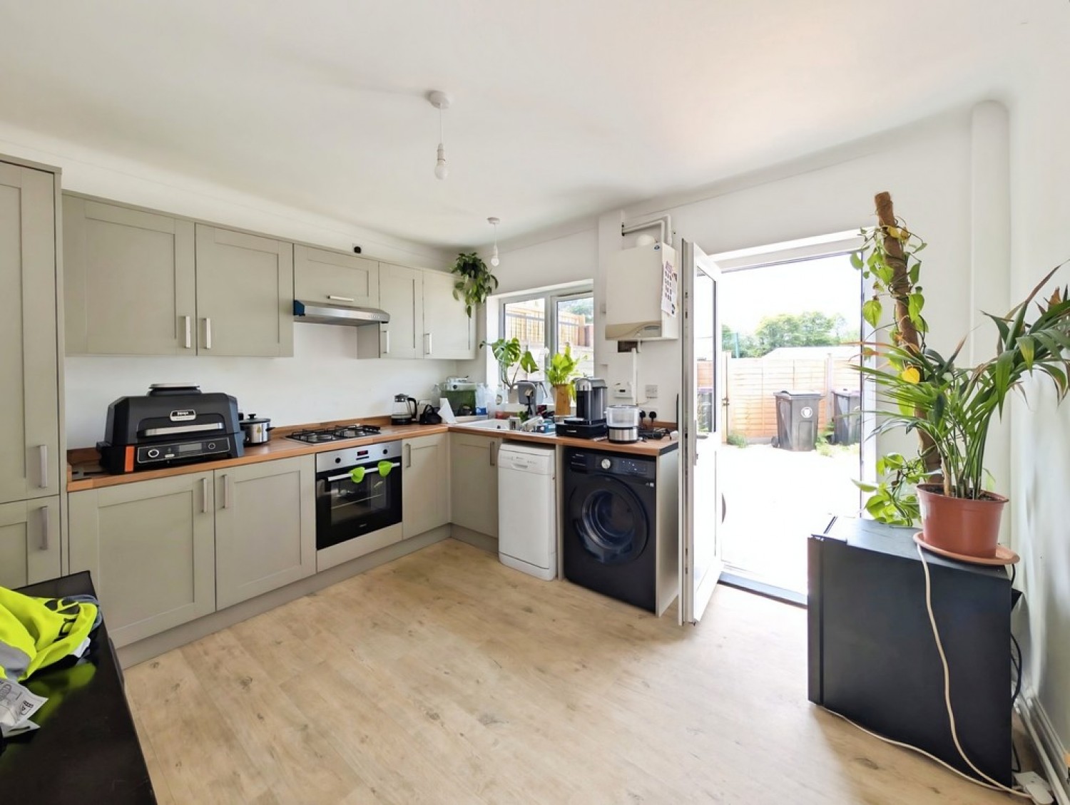 2 bedroom House for Sale Railway Terrace, Grantham, Lincolnshire