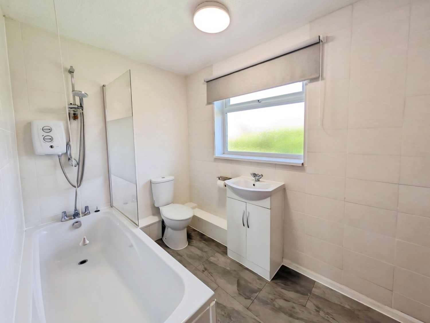 3 bedroom House for Sale Gonerby Hill Foot, Grantham, Lincolnshire
